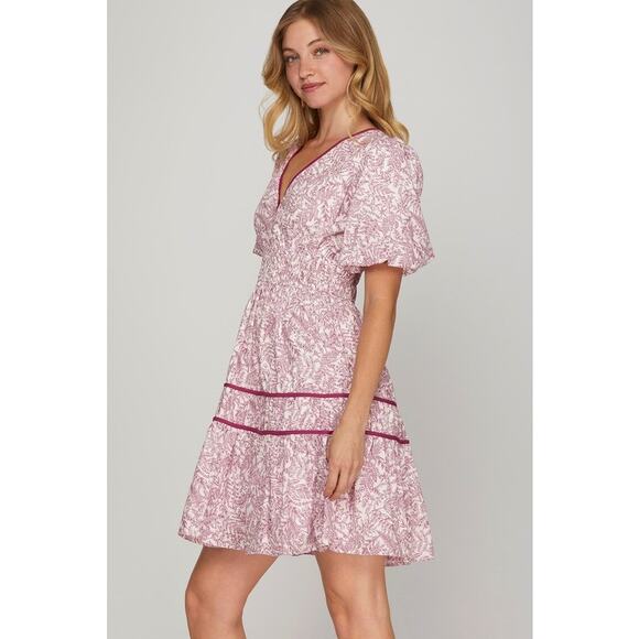 She + Sky Pink Floral Leaf V-Neck Puff Sleeve Tiered Mini Dress NEW Misses - Picture 3 of 6